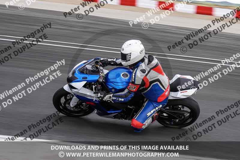cadwell no limits trackday;cadwell park;cadwell park photographs;cadwell trackday photographs;enduro digital images;event digital images;eventdigitalimages;navarra;no limits trackdays;peter wileman photography;racing digital images;trackday digital images;trackday photos